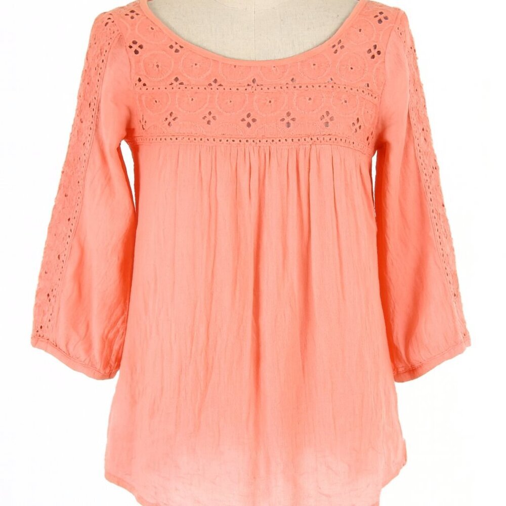 Sonoma Coral Lace Accent Blouse – Effortless Charm in Vibrant Coral (Size M)